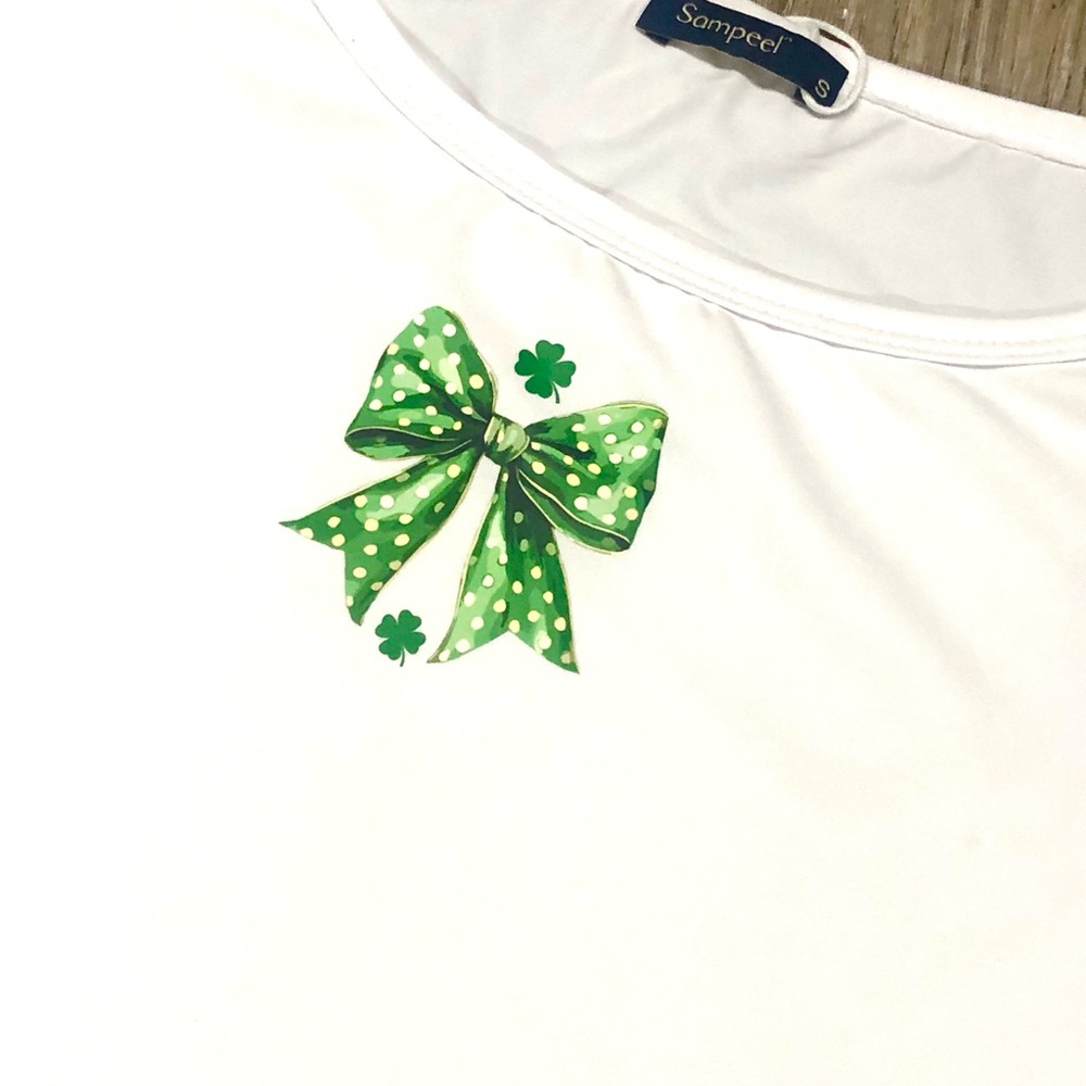 White T-Shirt with Green Bow Design and clovers - Picture 3 of 4